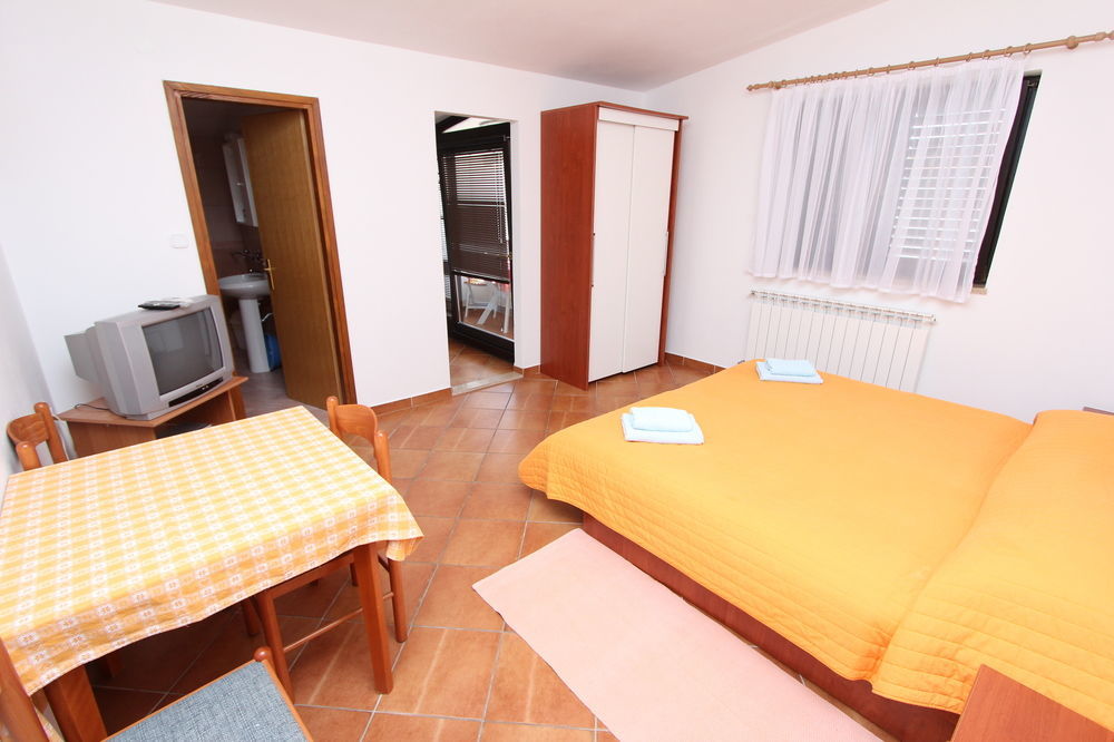 Apartments Romano Rovinj Exterior photo