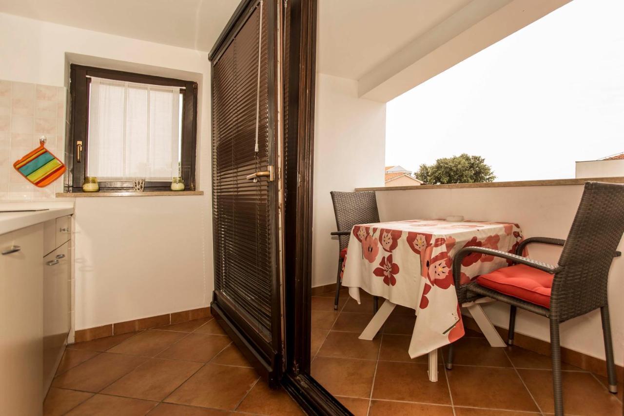 Apartments Romano Rovinj Exterior photo