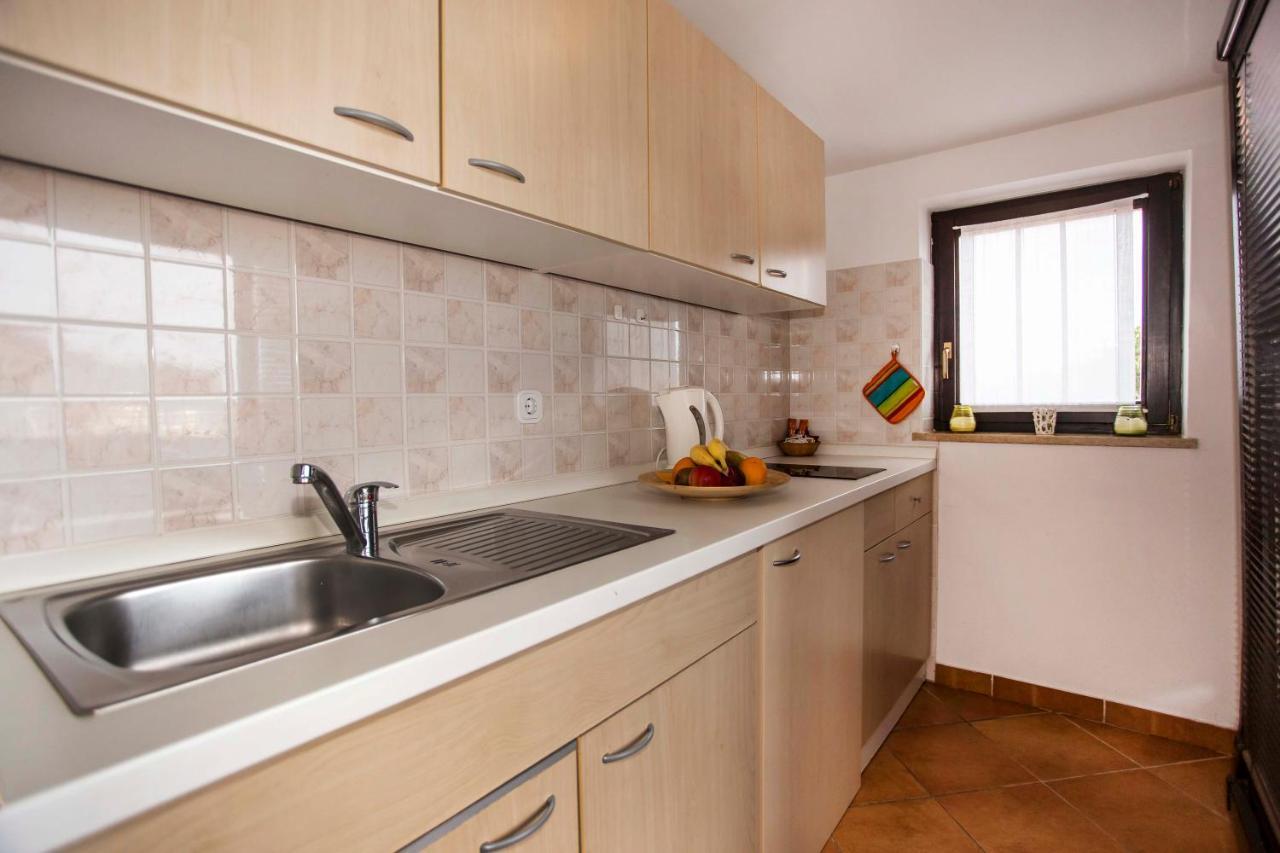 Apartments Romano Rovinj Exterior photo