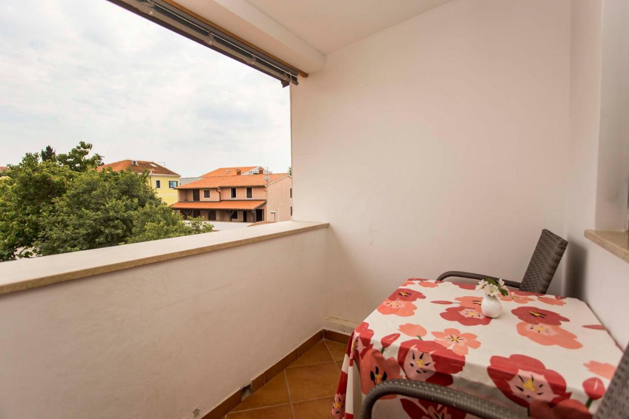 Apartments Romano Rovinj Exterior photo