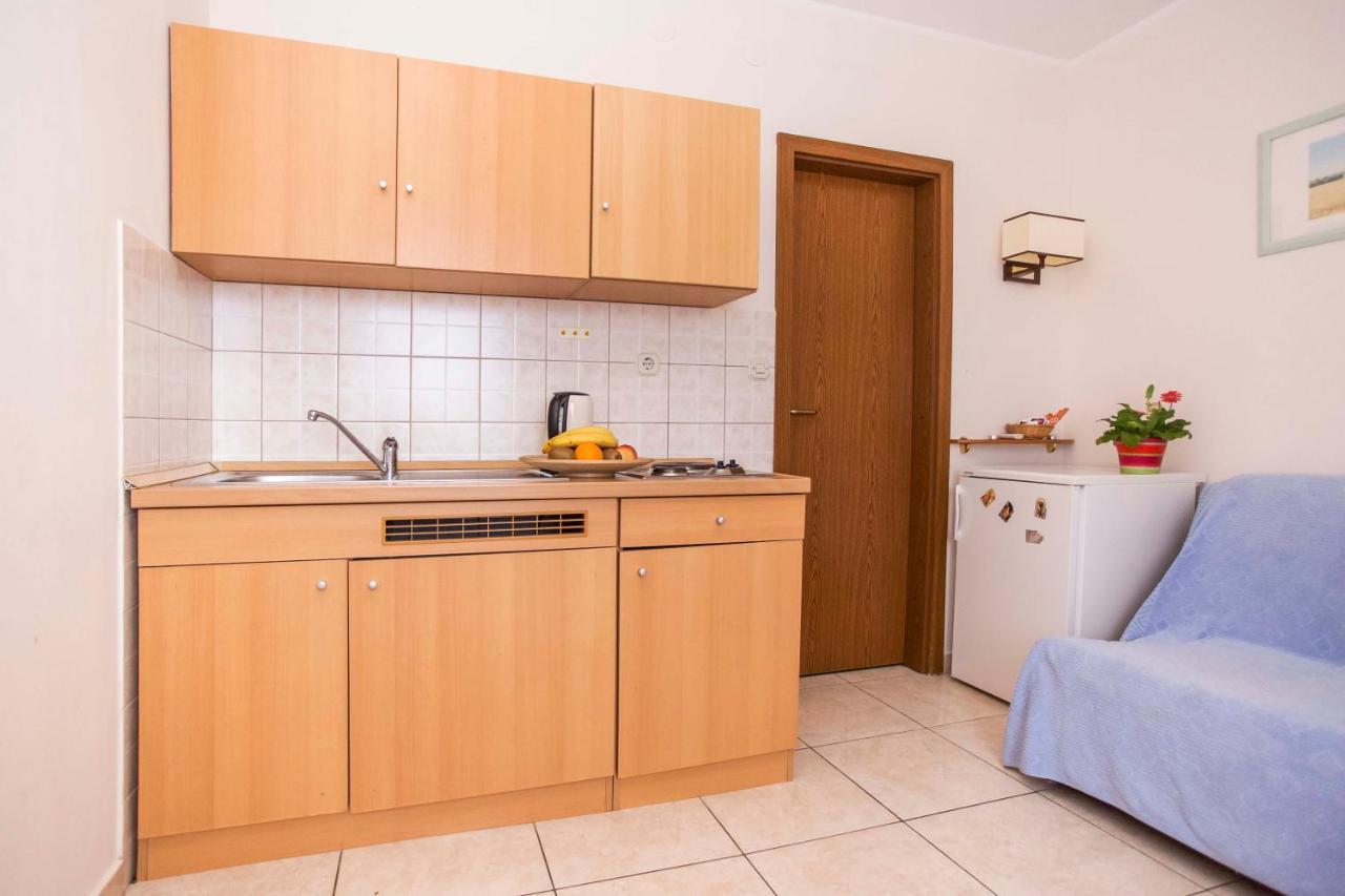 Apartments Romano Rovinj Exterior photo